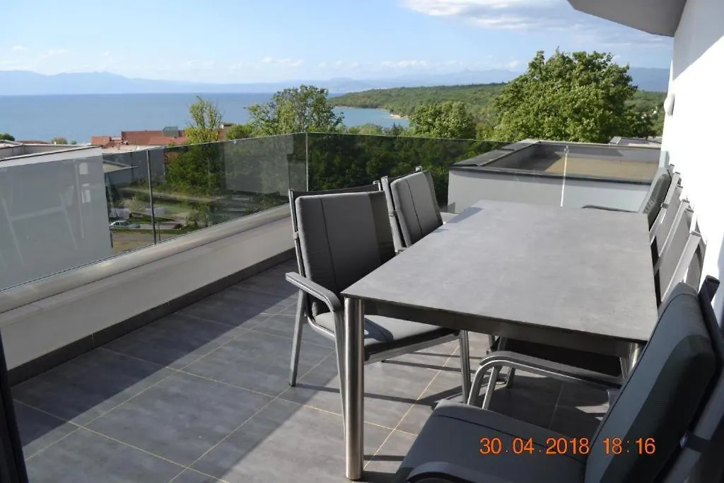 My Paradies - Njivice Penthouse*** Croatia