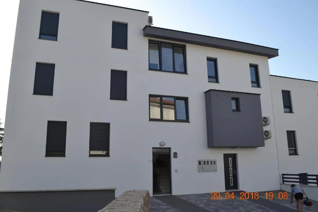 My Paradies - Njivice Penthouse*** Apartment