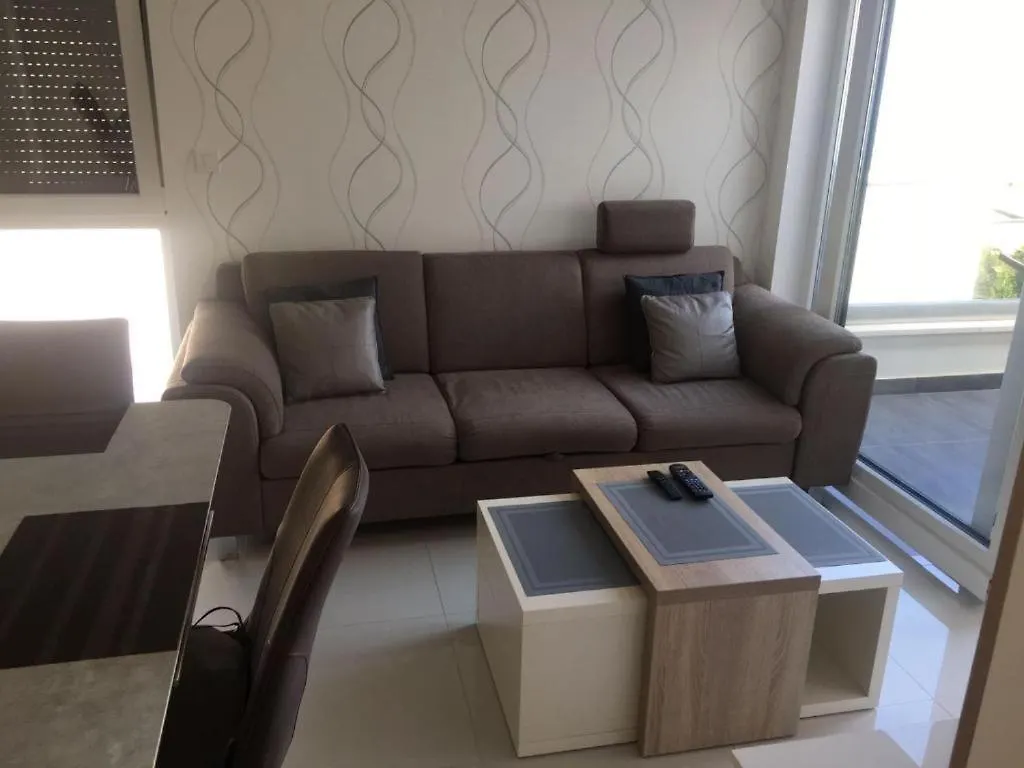 Apartment My Paradies - Njivice Penthouse***