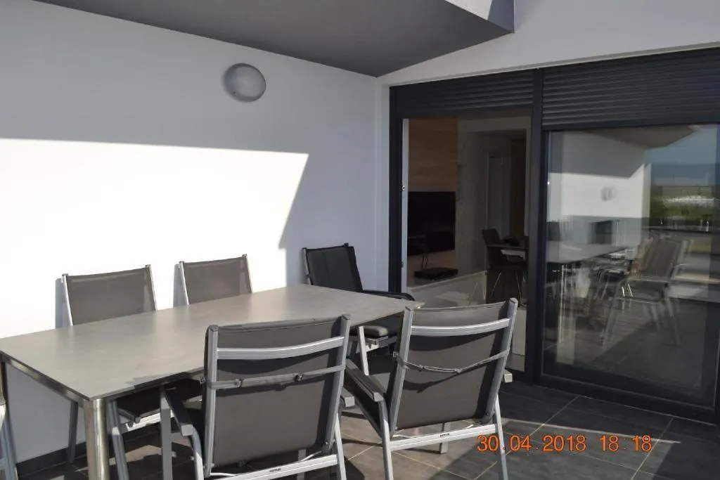 My Paradies - Njivice Penthouse***