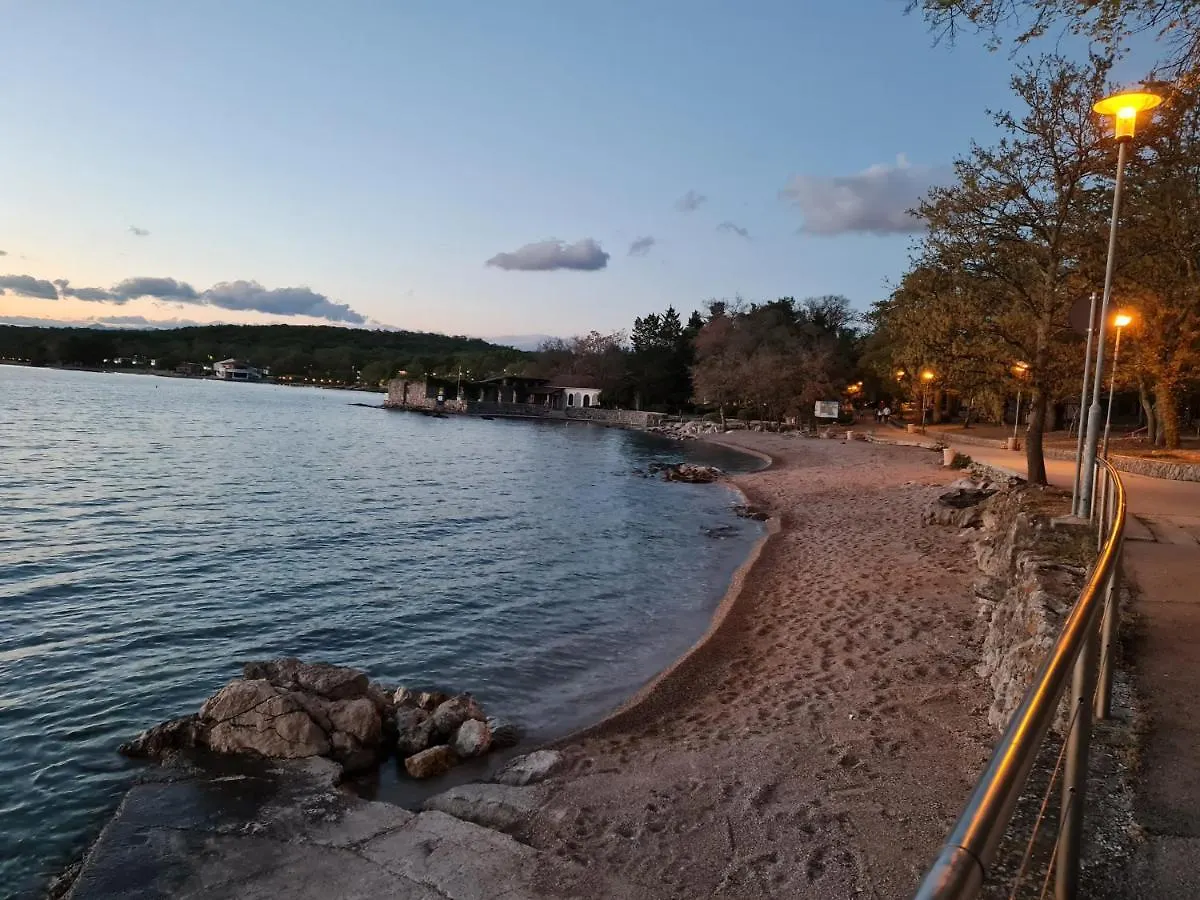 Apartment My Paradies - Njivice Penthouse*** Croatia