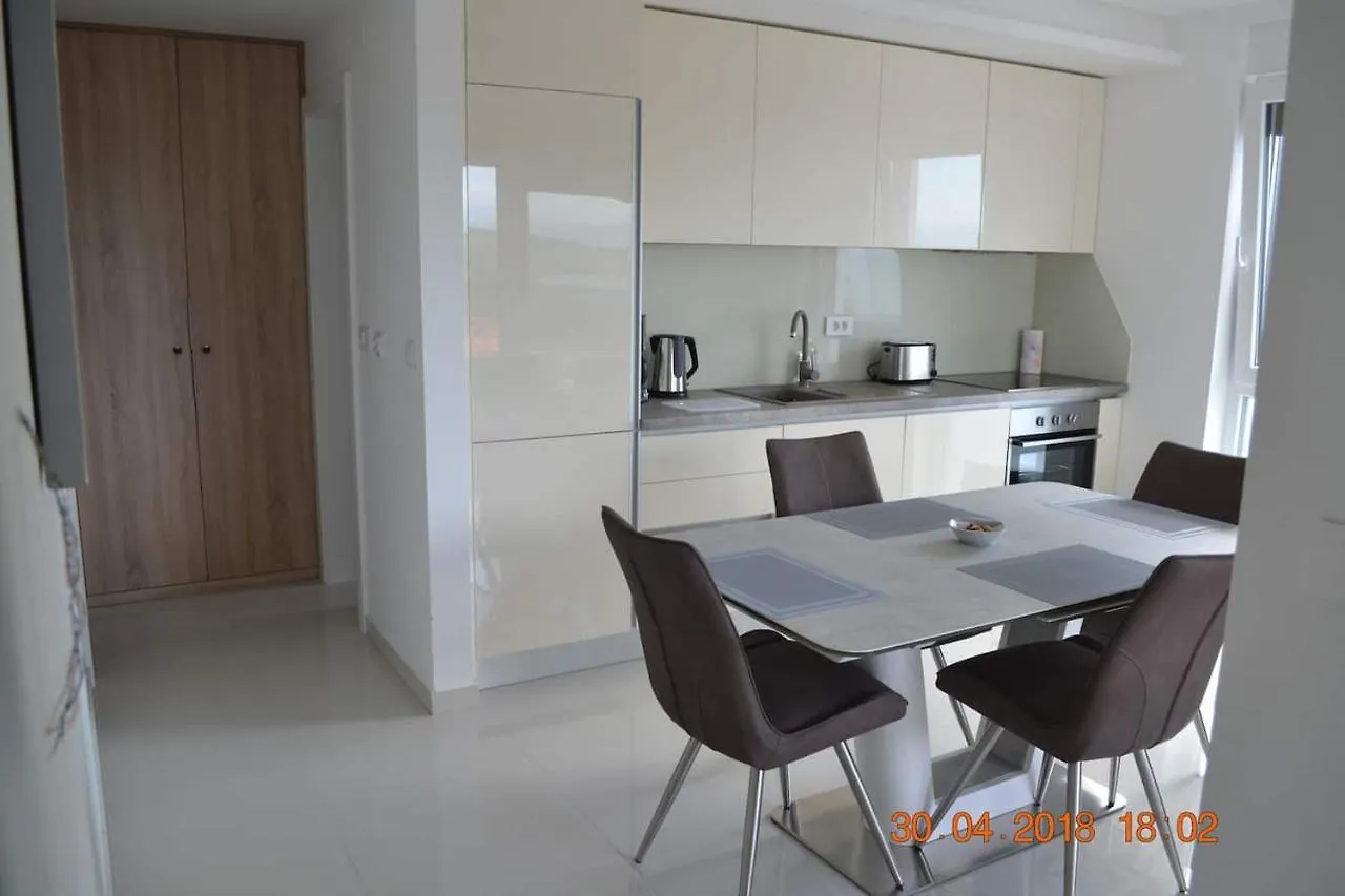 My Paradies - Njivice Penthouse*** Croatia
